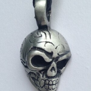 Skull pewter pendant with expandable necklace image 1