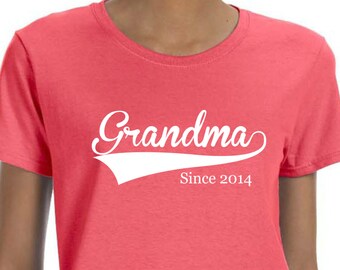 new Grandma Gift, pregnancy announcement for Grandma, grandma tshirt, custom year shirt for grandma, grandparent Gift tshirt idea (T 053)