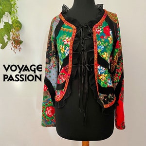 90年代のVoyageのパッションフローラルプリントカーディガン、希少なデザイナーブラウス