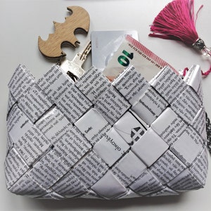 Monedero de libro reciclado, bolso ecológico, bolso de envoltura de caramelos, billetera hecha a mano, pulsera con papel reciclado