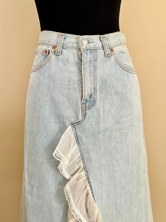 Y2kl Levi’s Vintage high waist denim maxi skirt,9… - image 6