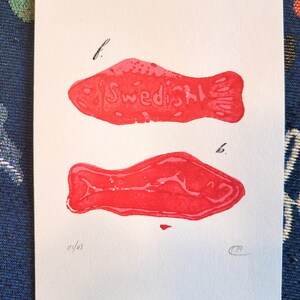 Gummy Fish Lino Print, Two-tone Print, Original Pop Artwork 03/03, Extremely Limited Edition, Black Stamped f and b, 5 x 7 inch