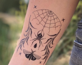 Black Widow Spider Temporary Tattoo: Gothic Halloween Insect Art, Realistic Black Ink