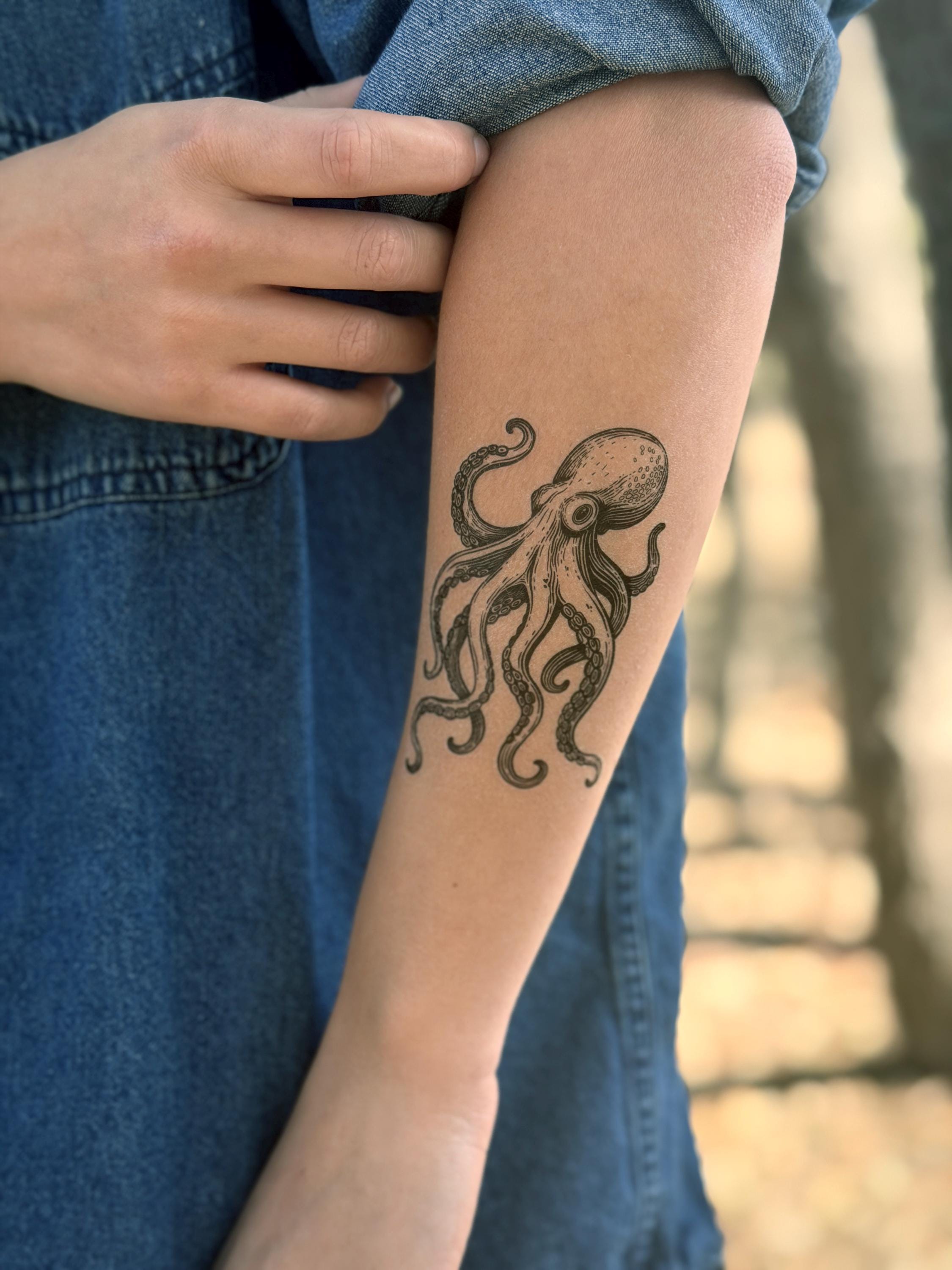 Beast tattoo - Etsy 日本
