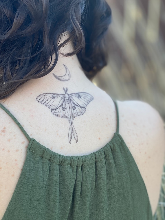 Luna Moth Temporary Tattoo Black Line Tattoo Winged Insect Etsy Luna Moth Temporary Tattoo Black Line Tattoo Winged Insect Etsy