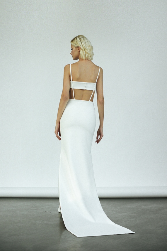 Simple straight top cut dress
