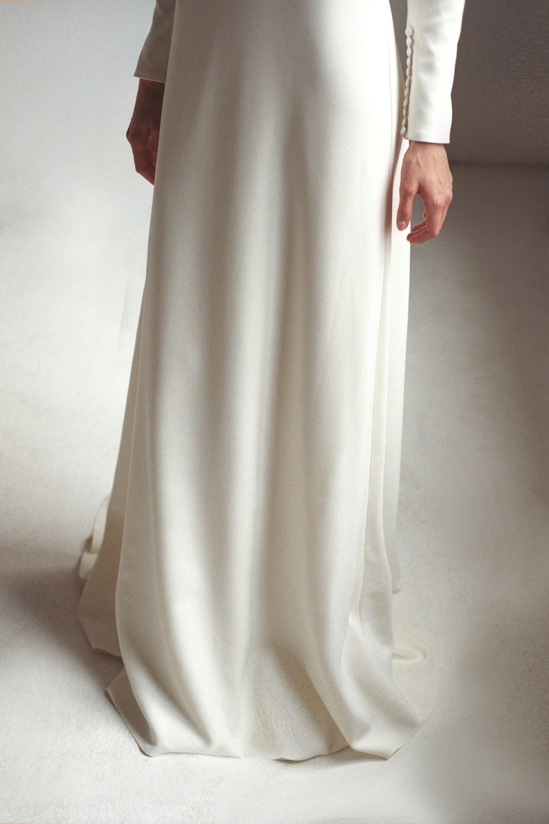 Vestido de novia de manga larga con escote en V Vestido de - Etsy Espaa