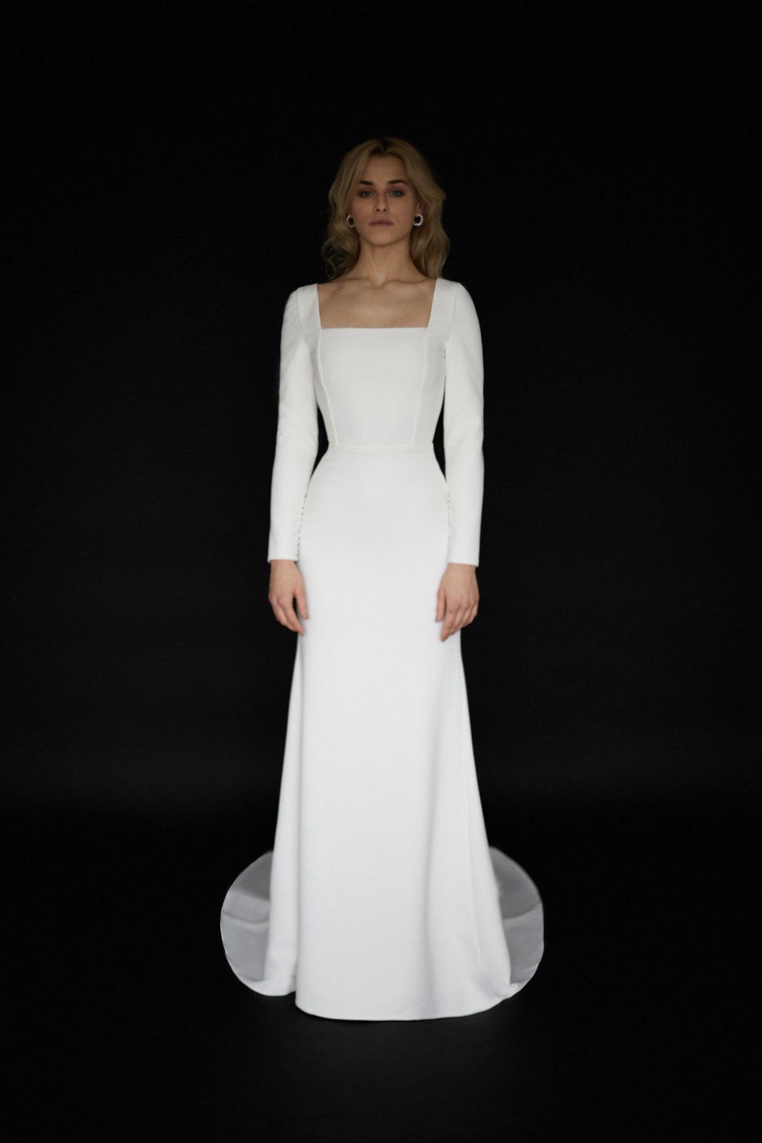 Long sleeve Square neck wedding dress Minimalist crepe wedding dress Modern mermaid fitted wedding dress Square neckline bridal dress APRIL Long sleeve Square neck wedding dress Minimalist crepe wedding dress Modern mermaid fitted wedding dress Square neckline bridal dress APRIL