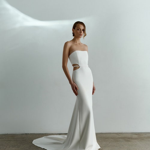 long sleeve open back mini dress Shona Joy Dresses | La Lune Backless - Cream | Color: Cream/White | Size: 4 party in the back Size:SZ 2 MoveShirts Sharp dressed man: Billy