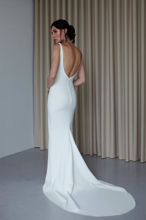 Modern Mermaid Crepe Wedding Dress Open Back Boat Neck Wedding