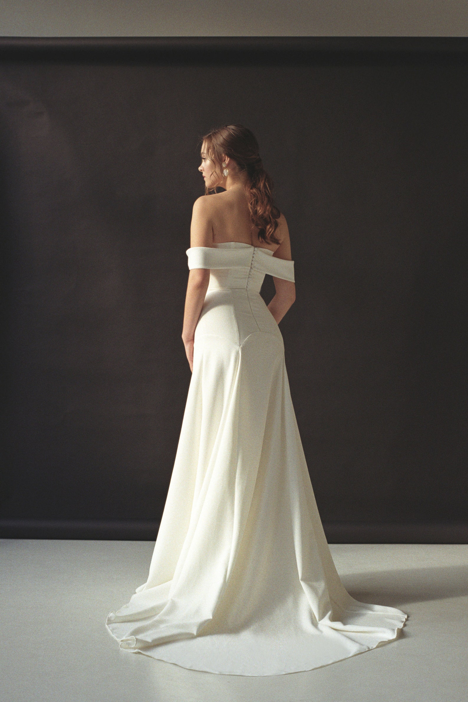 Off-the-shoulder Wedding Dress Minimalist Wedding Dress Modern | Etsy UK