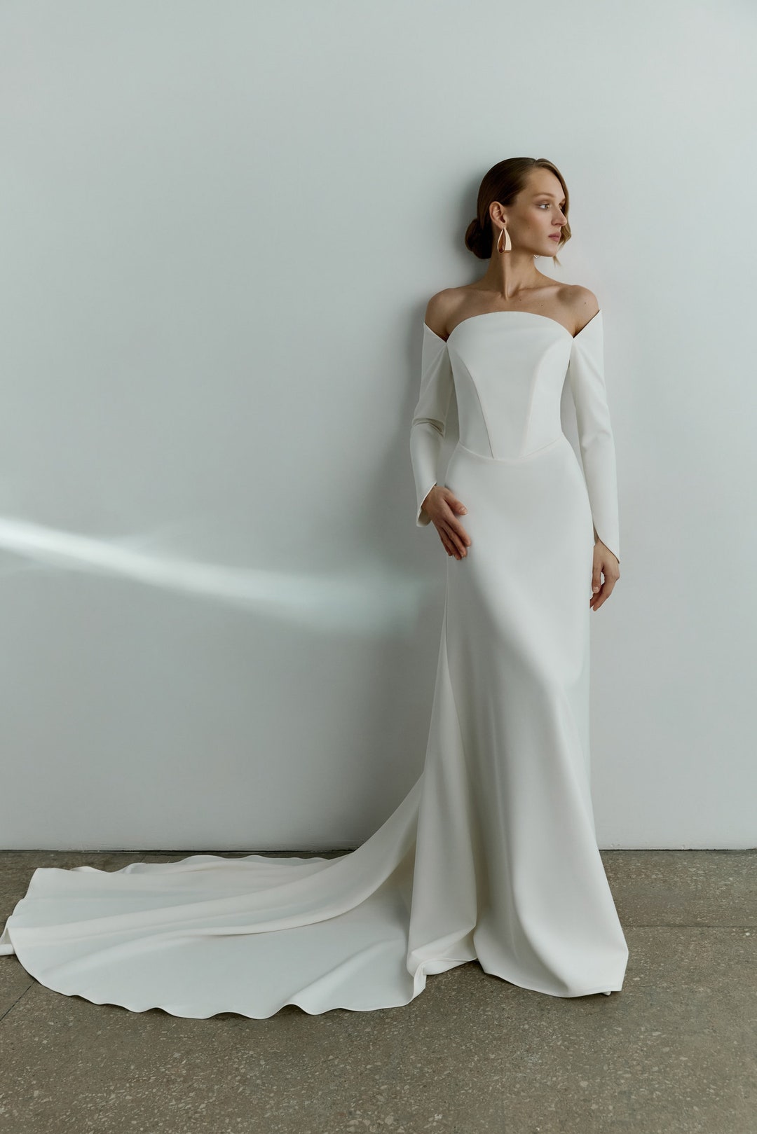 Off-the-shoulder Crepe Wedding Dress Minimalist Fit & Flare - Etsy