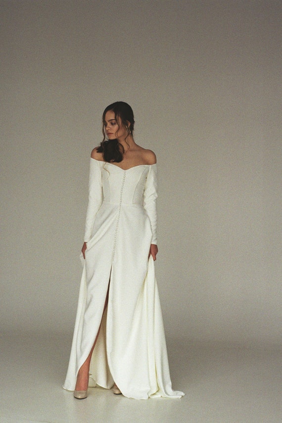 Off White Front Slit Long Sheath Bridesmaid Dresses Off White Front Slit Long Sheath Bridesmaid Dresses