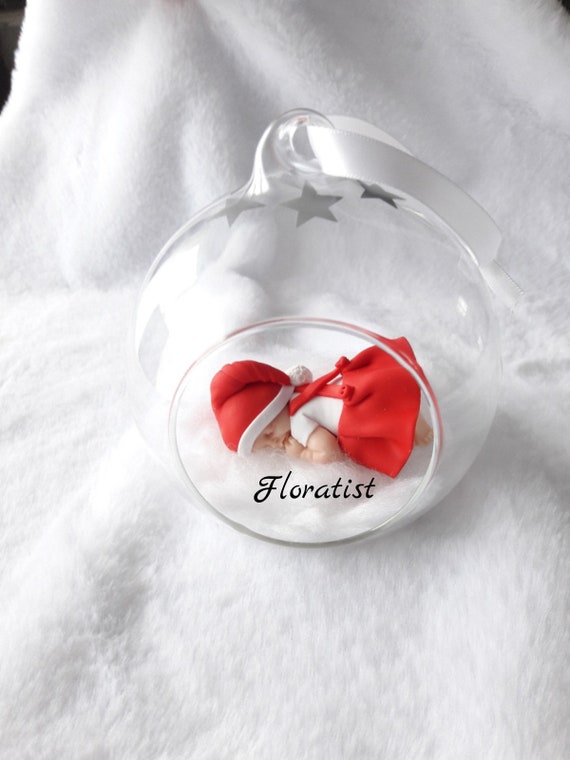Boule En Verre Ou Plastique Avec Bebe En Robe De Noël Miniature Mon Premier Noel à Personnaliser