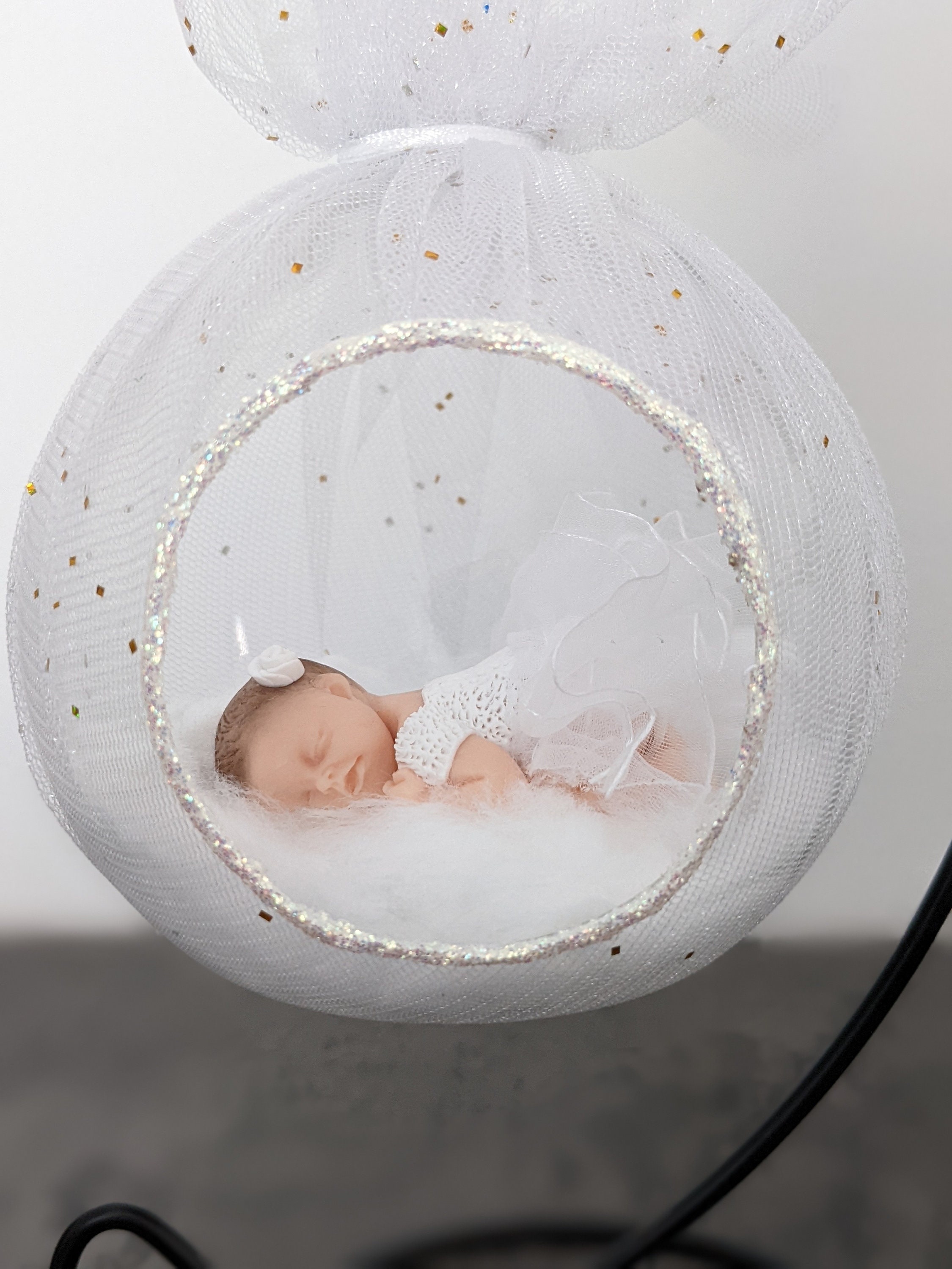 Differents Modeles Boule en Verre Tutu avec Bébé Fille Miniature Mon Premier Noël