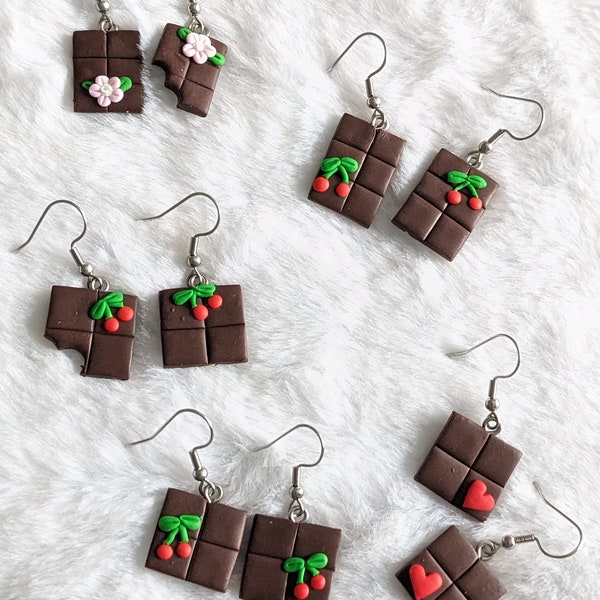 boucle d'oreille tablette de chocolat et gourmandise cerise fleurs gourmandise et autres