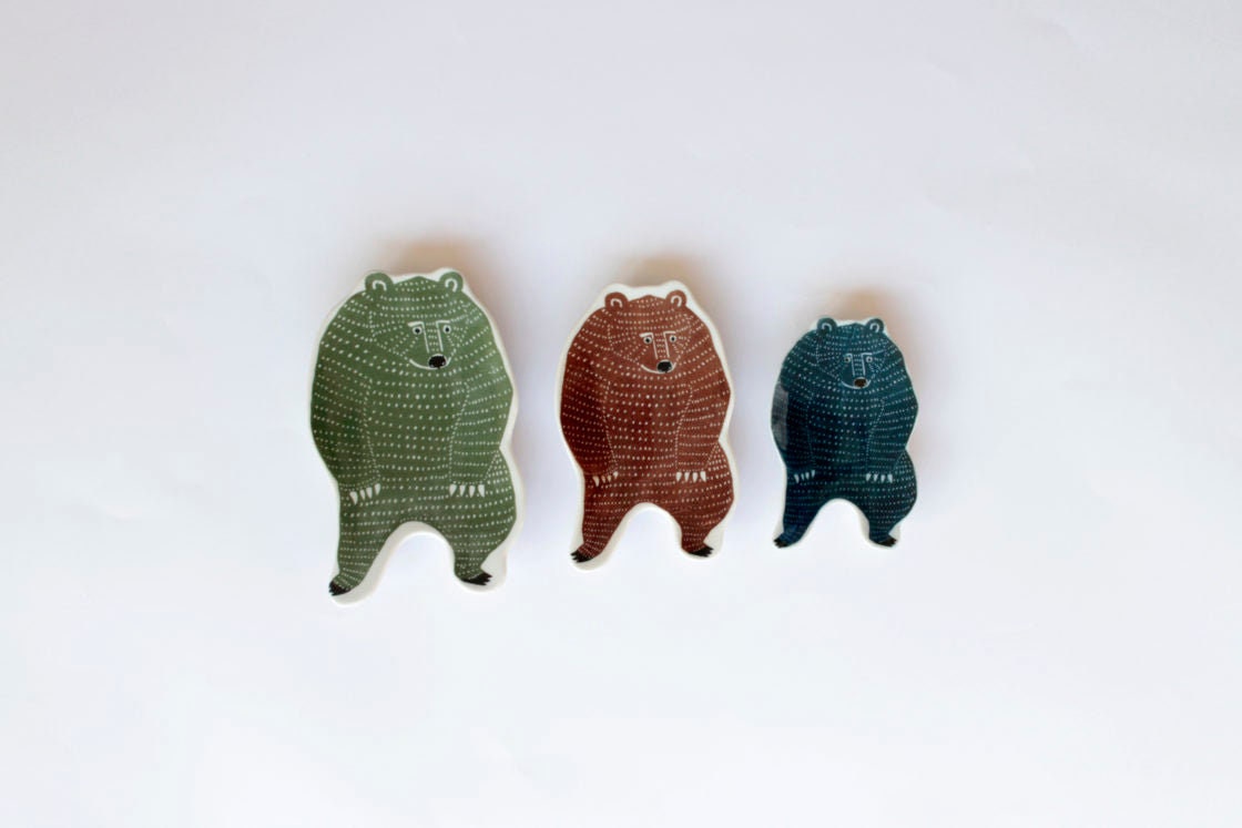 Kata Kata Ceramic Bear Dish - Handcrafted Japanese Plate for Snacks, Trinkets & Home Decor