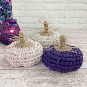 Decorative pumpkins set, Crochet pumpkin centerpiece, Halloween pumpkin decor handmade