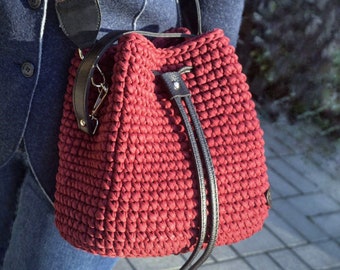 knit bucket bolsa