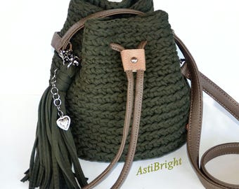 Boho Mini Bucket Bag: Khaki Knit Crossbody Purse