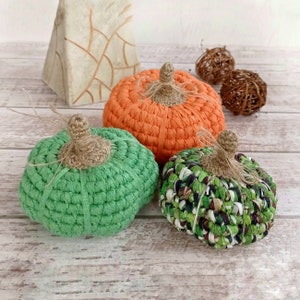 Set of 3 crochet pumpkins, Halloween pumpkins indoor decorations, Fall pumpkin set