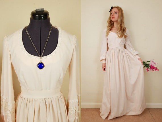 Ivory 1970s Dress | Size S-M | Vintage Wedding Dre