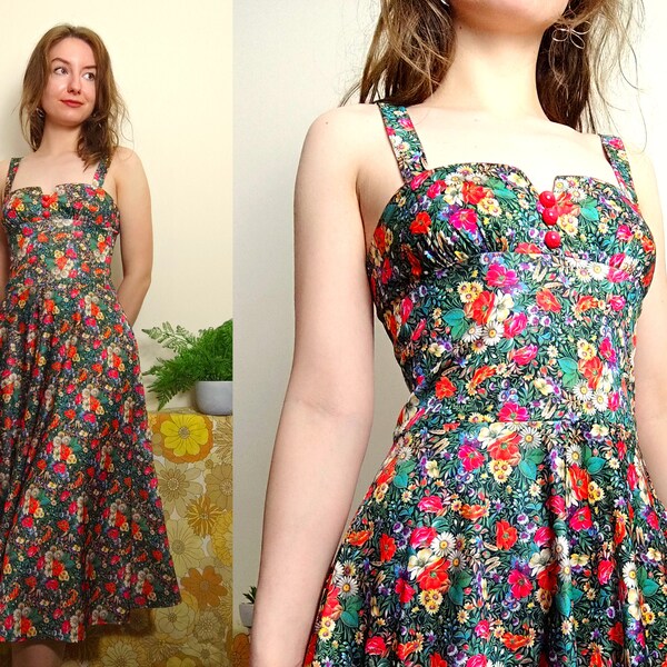 Cottagecore Dream 1970s Dress | Size XS-S | Floral Vintage Dress | 70s Vintage Dress | Flower Power Dress | Prairie Dress | Cottagecore