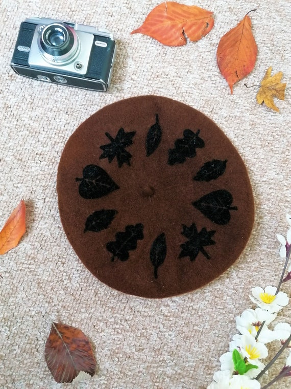 RARE Vintage Beret | Wool Beret | Autumnal Leaves