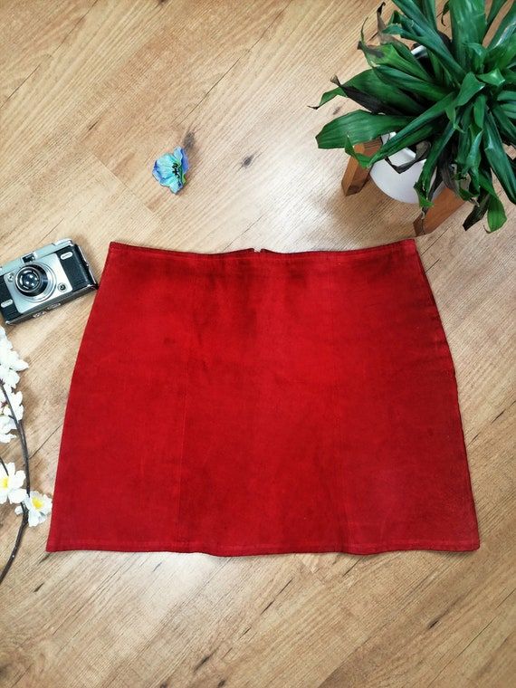 Red Suede 1960s Skirt | Size M | Suede Leather Min