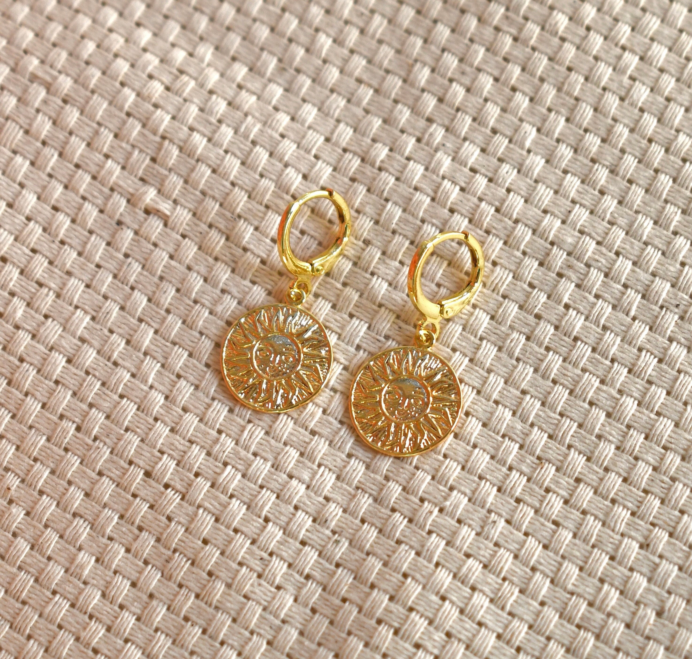 Gold Coin Huggies - Etsy display picture 1