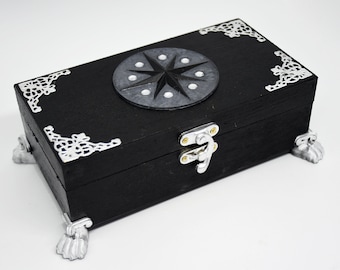 Yennefer inspired jewellery box