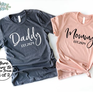 Mommy and Daddy Shirt Set, Pregnancy Announcement Shirts, Mom and Dad Shirts, New Dad Shirt,Pregnancy Reveal Shirt, New Mom Shirt
