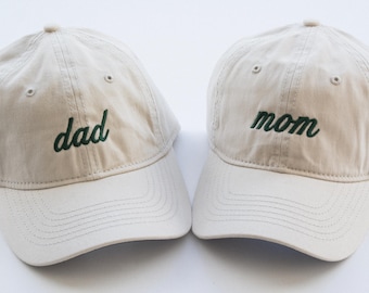 Hoeden papa en mama, hoeden zwangerschapsaankondiging, op maat gemaakte geborduurde hoeden, honkbalmutsen mama en papa, hoed kersverse vader, kraamcadeau