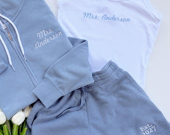 Mrs. Lounge Set, Outfit for Bride, Wedding Day Pajama Set, Custom Embroidered Bride Tank, Personalized Engagement Gift, Getting Ready Set