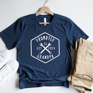 Promoted to Grandpa 2024©Pregnancy Announcement,Pregnancy Announcement shirt to grandparents,Best Grandpa Ever, Grandpa Shirt,Future Grandpa