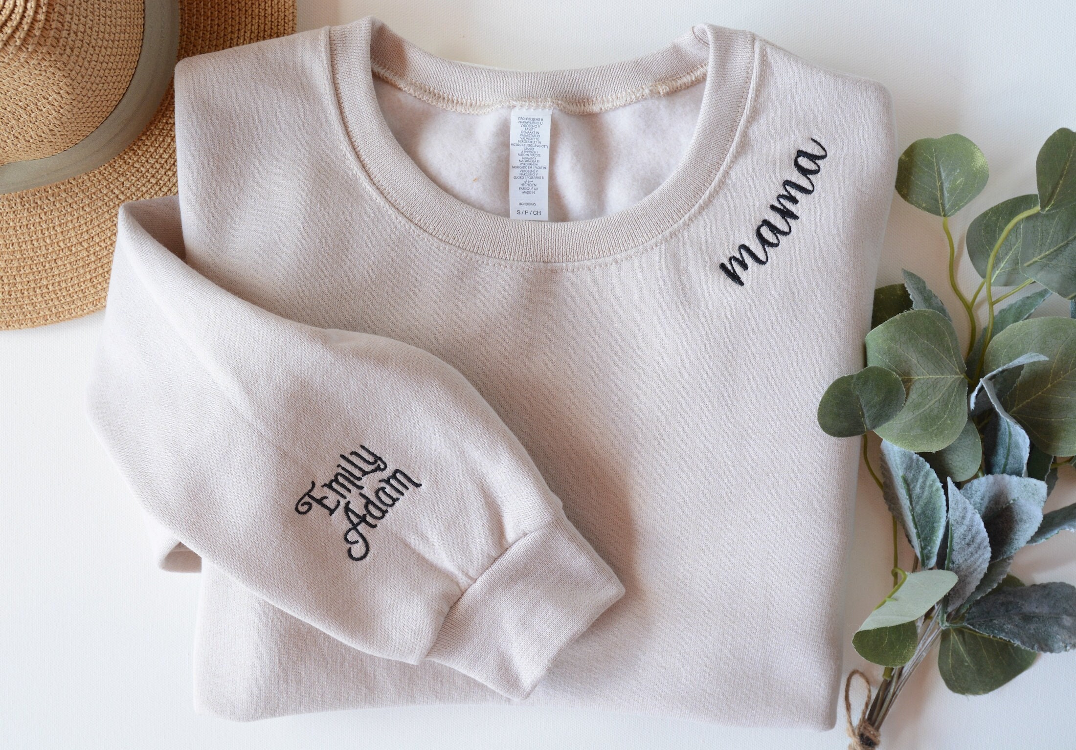 Mama Embroidered Sweatshirt With Custom Name, Chain Stitch Collar Embr – 7  Threads Embroidery
