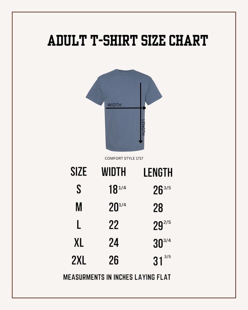 Puede incluir: Tabla de tallas de camisetas para adultos con una ilustraci&oacute;n de una camiseta azul. La tabla enumera las tallas S a 2XL, con las medidas de ancho y largo en pulgadas. La camiseta es Comfort Style 1717. Medidas en pulgadas en plano.