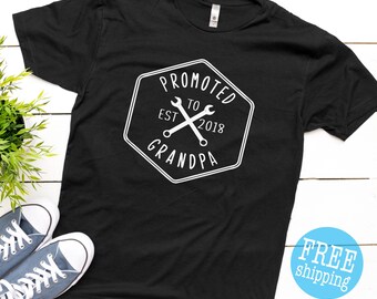 Promoted to Grandpa © Pregnancy Announcement,Pregnancy Announcement shirt to grandparents, Best Grandpa Ever, Grandpa Shirt, Future Grandpa