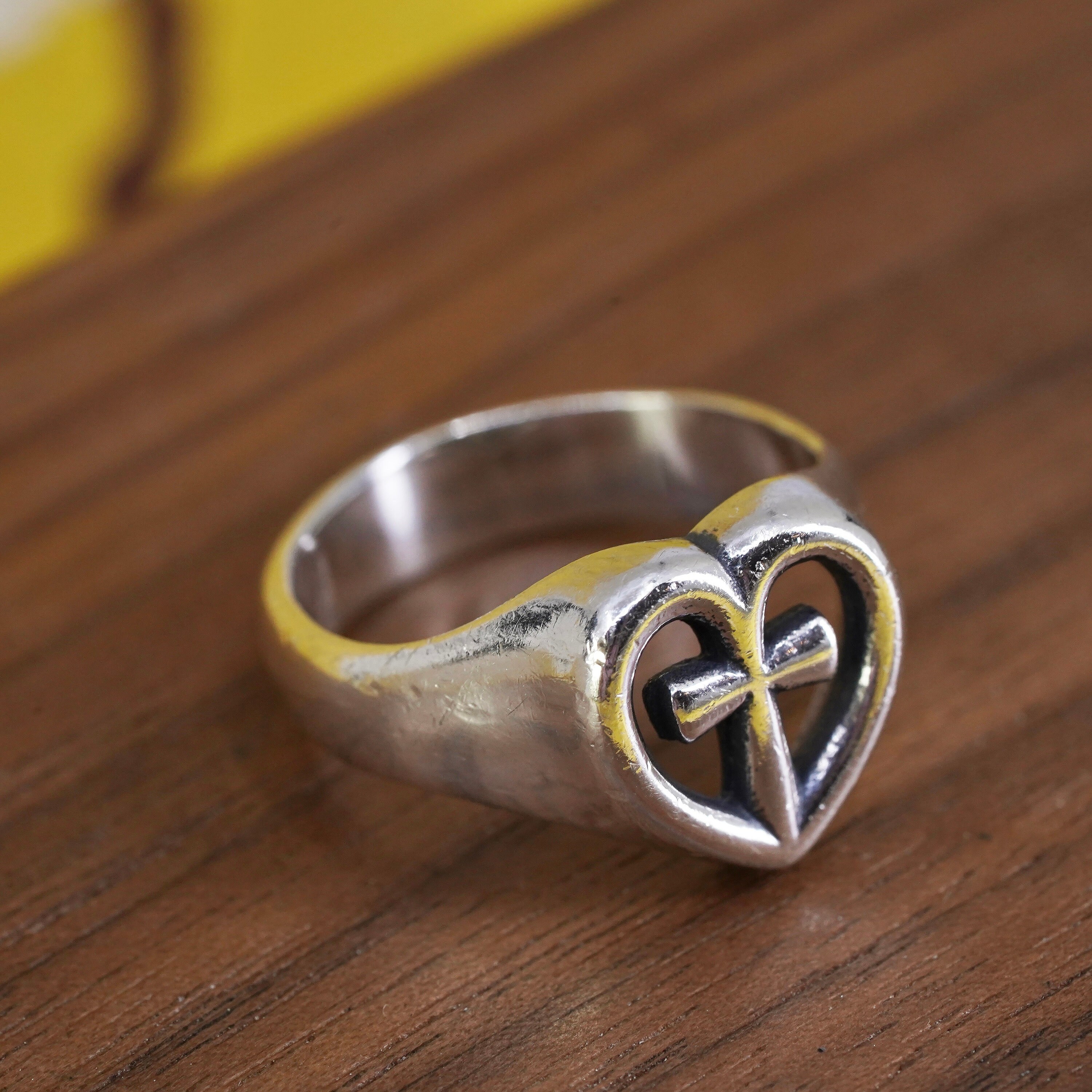 Size 8 Vintage James Avery Sterling Silver Ring 925 Band With Cross Heart Stamped 925 JA Etsy Canada
