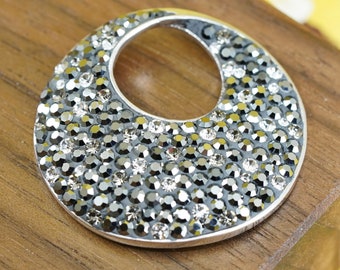 Vintage sterling 925 silver handmade circle pendant with genuine marcasite, stamped 925