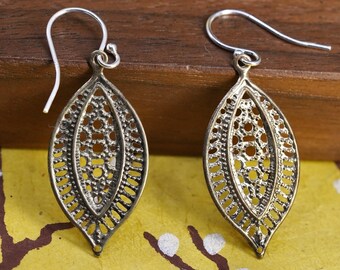 Vintage Sterling 925 silver handmade leaf earrings, stamped 925 on the hooks