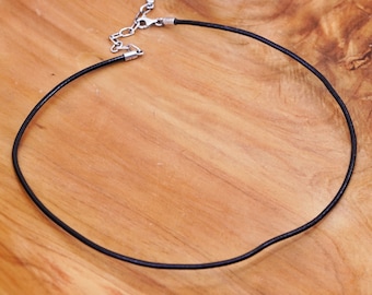 16+2", vintage ALE Handgemachte Halskette, Choker aus schwarzem Leder, mit Sterling Silber Verschluss, gestempelt 925 ALE
