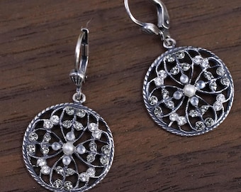 Vintage Sterling silver handmade earrings, 925 circle with cluster cz and pearl, silver tested