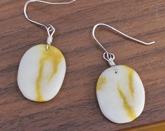 Vintage Sterling 925 silver handmade earrings with oval jade, silver tested