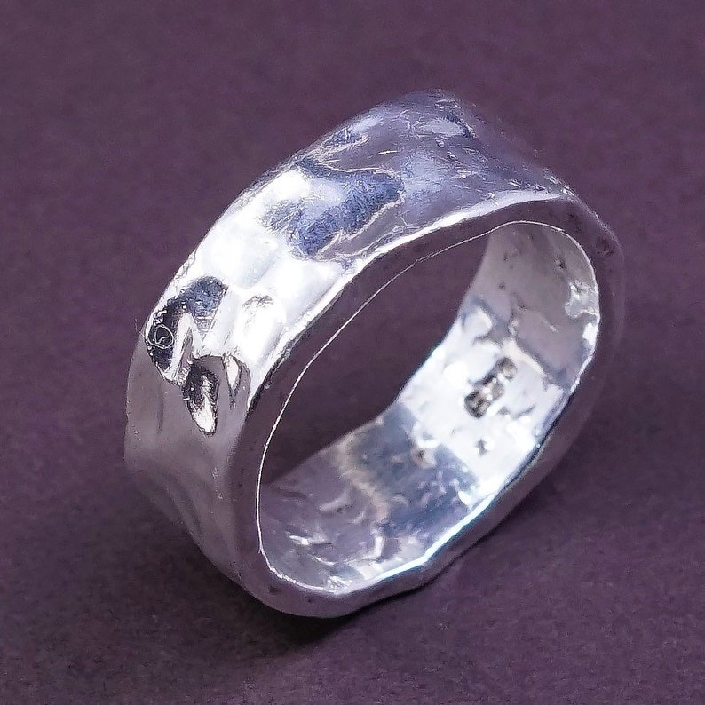 vintage stamped 925 size 8 310058 Sterling silver handmade ring solid 925 silver hammered wedding band