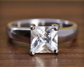 Talla 6, anillo de aniversario vintage de plata de ley 925 con circonita cúbica cuadrada transparente, con sello 925.