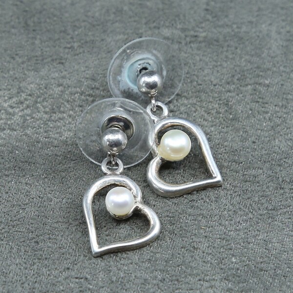 Vintage (300442) Sterling silver handmade earrings, solid Thailand 925 silver heart with pearl inlay, stamped 925