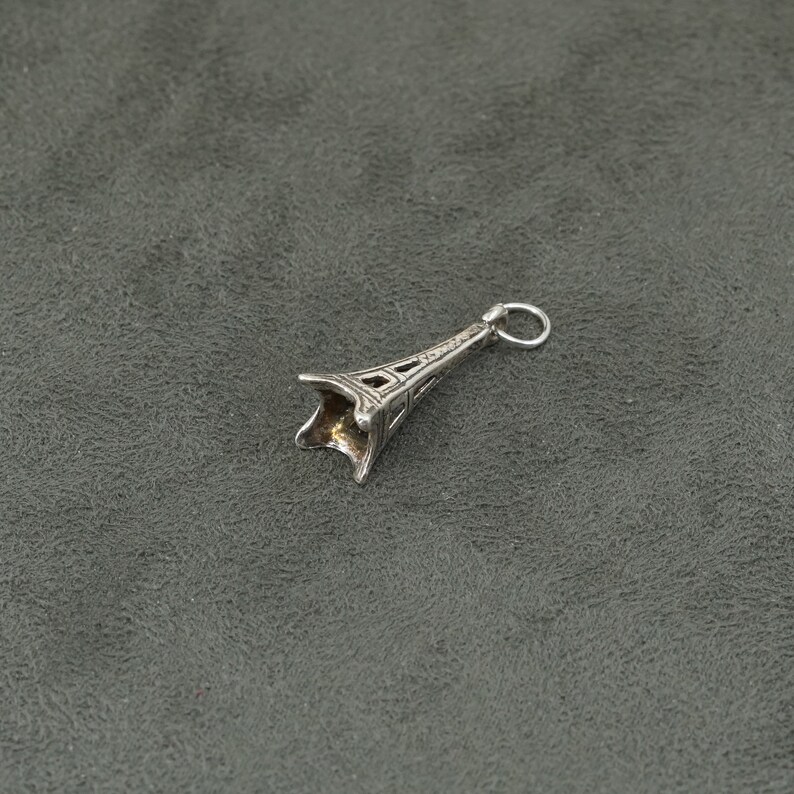 Paris tower sterling silver handmade tower shaped charm Tokyo tower Vintage 320821 silver tested 925 silver pendant