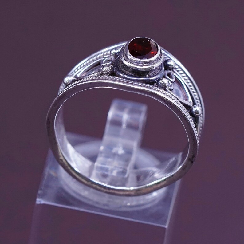silver tested 310704 Size 7 solid 925 band with ruby and Bali Sterling silver handmade ring vintage