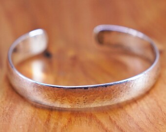6.25”, antique Southwestern sterling silver handmade bracelet, hammered 925 cuff, silver tested